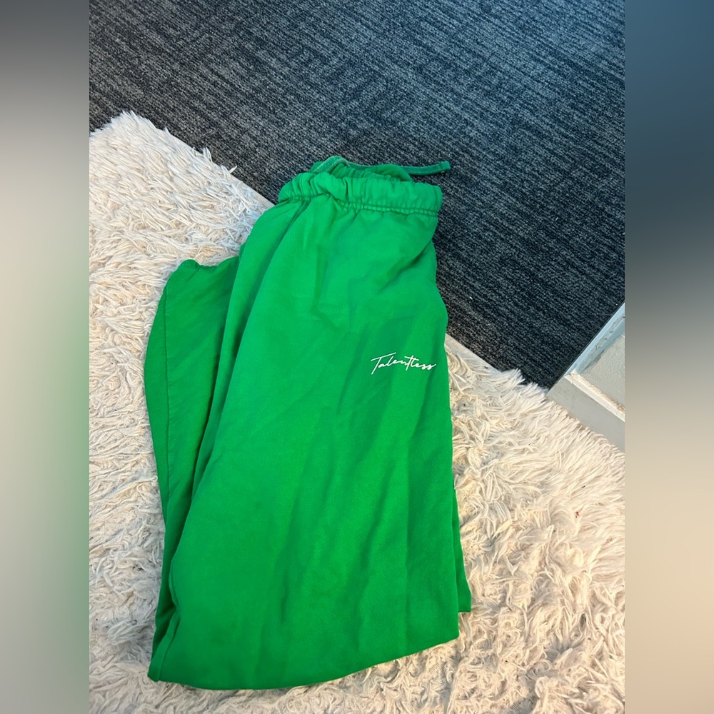 Talentless Scripted Logo Green Adjustable Sweatpa… - image 1